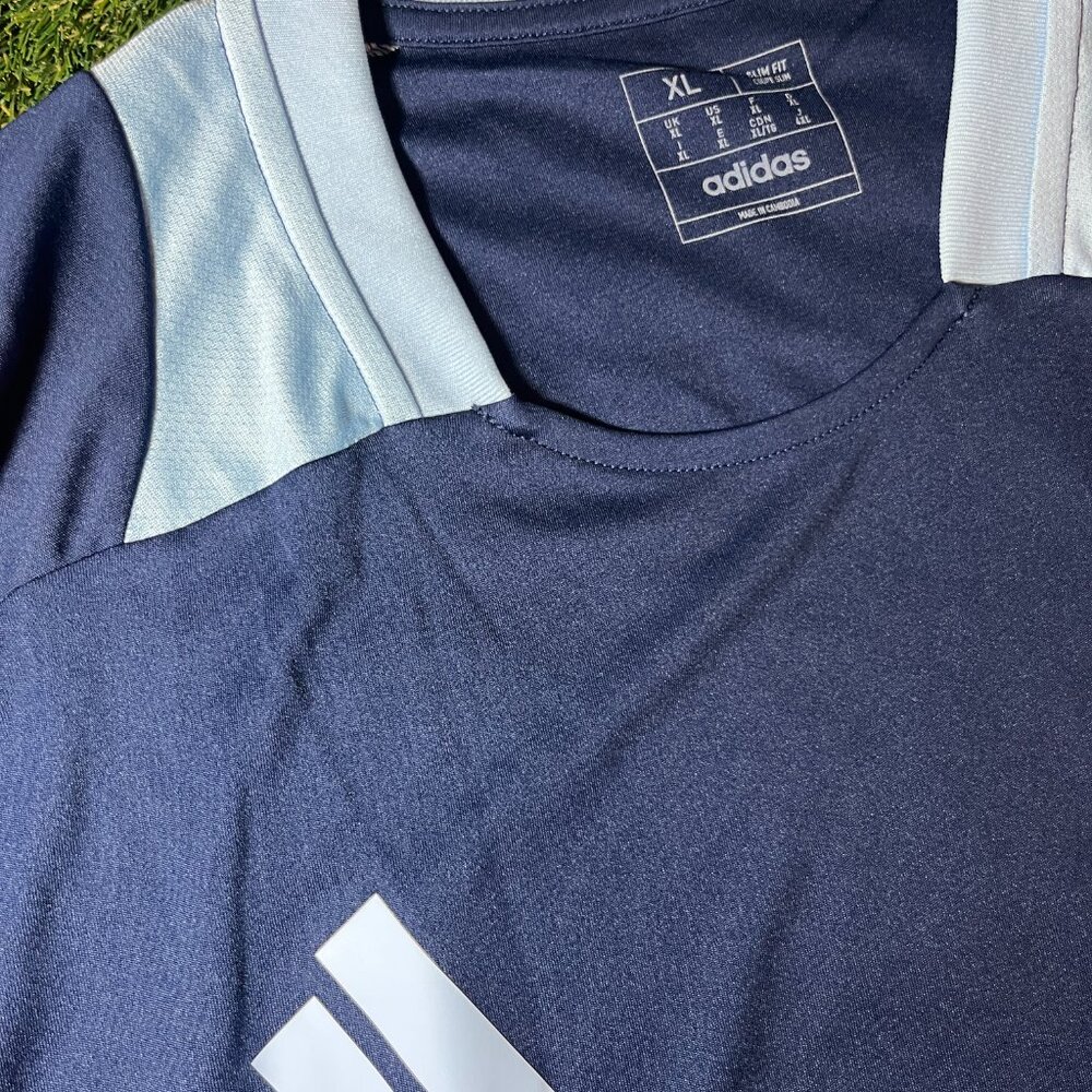 Adidas Real Madrid 24/25 Training Jersey - Picture 4 of 5